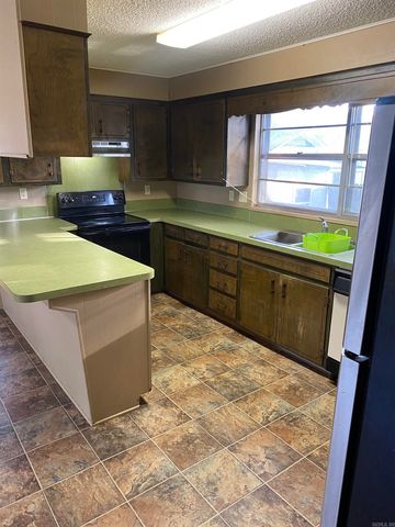 708 Cherry Lane, Malvern, AR 72104