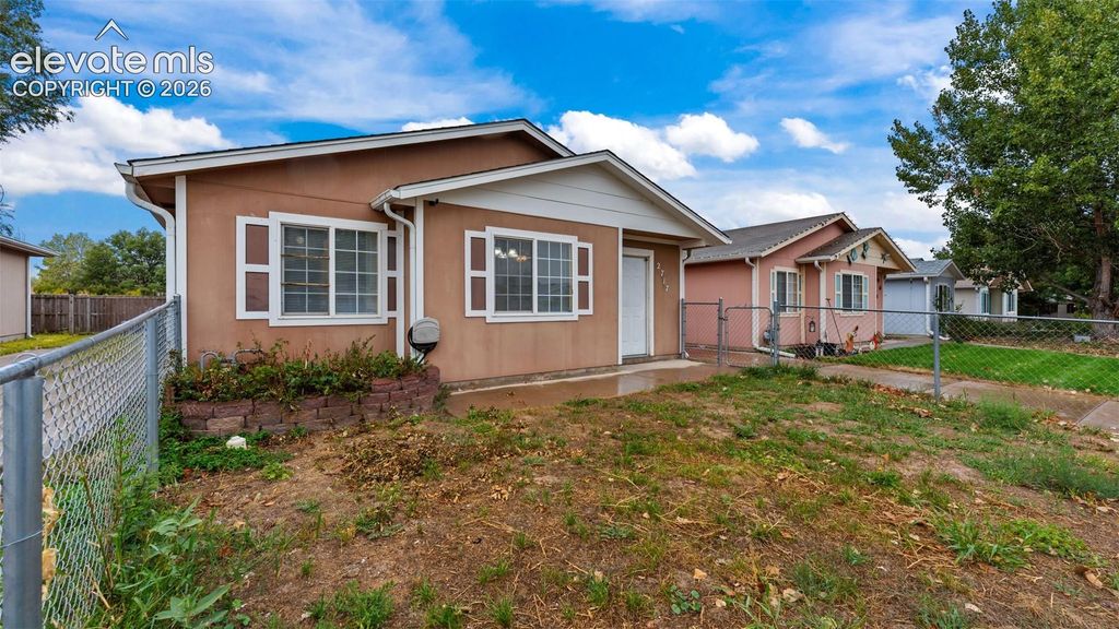 2717 Ontario Street, Pueblo, CO 81004 — photo 2