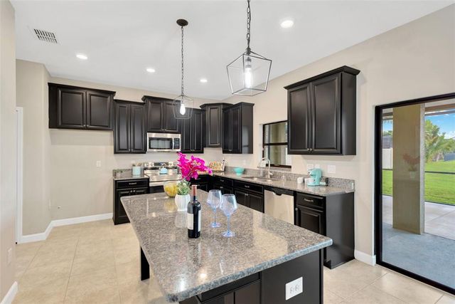 10004 CELTIC ASH DRIVE, Ruskin, FL 33573
