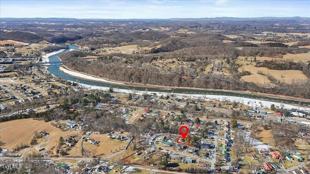 212 Highland Circle, Bluff City, TN 37618