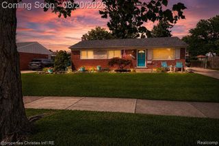 8823 Royce Drive, Sterling Heights, MI 48313