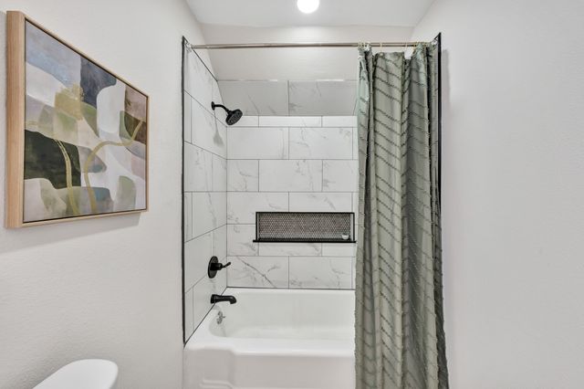 1218 Thomas Street, Denton, TX 76201