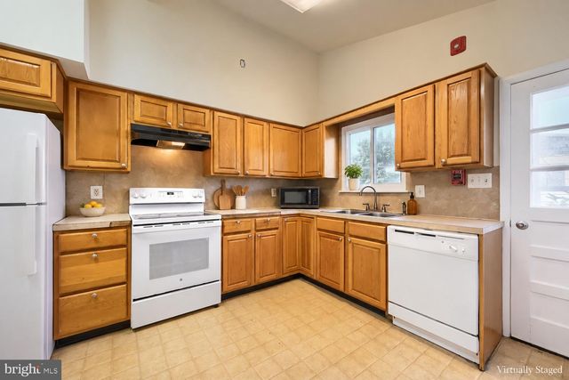 7315 PRINCE GEORGE RD, Pikesville, MD 21207