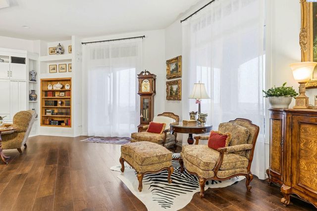 1294 White Bluffs, Richland, WA 99352