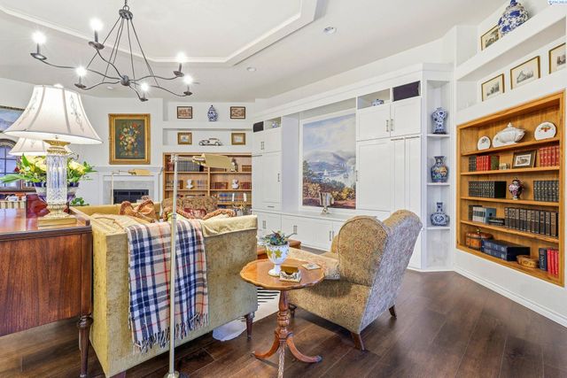 1294 White Bluffs, Richland, WA 99352