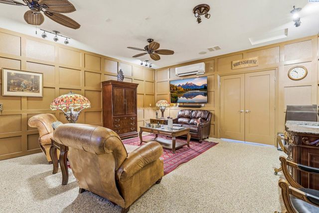 1294 White Bluffs, Richland, WA 99352