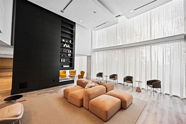 3324 Peachtree NE Road 2718, Atlanta, GA 30326