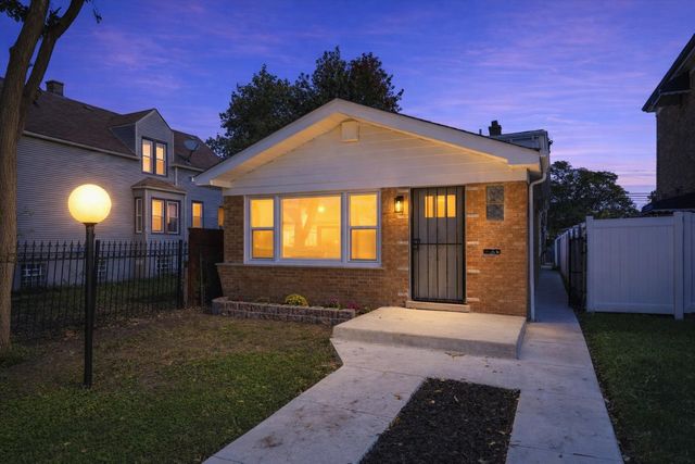 9061 S PARNELL Avenue S, Chicago, IL 60620
