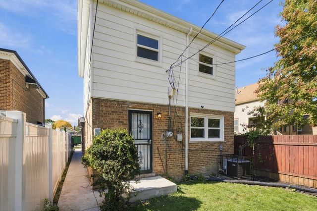 9061 S PARNELL Avenue S, Chicago, IL 60620