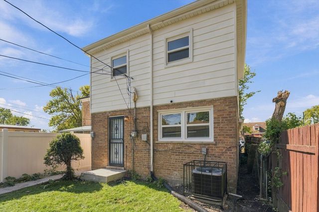 9061 S PARNELL Avenue S, Chicago, IL 60620