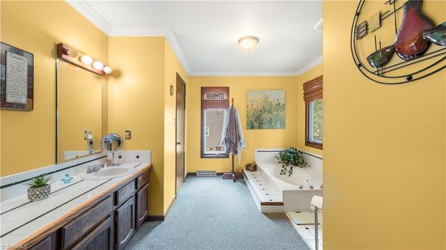 1308 Bunny Trail, Winston-salem, NC 27105