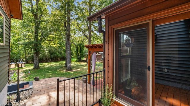 1308 Bunny Trail, Winston-salem, NC 27105