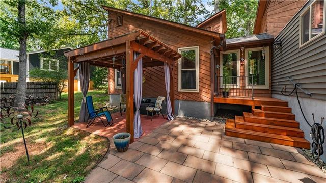 1308 Bunny Trail, Winston-salem, NC 27105
