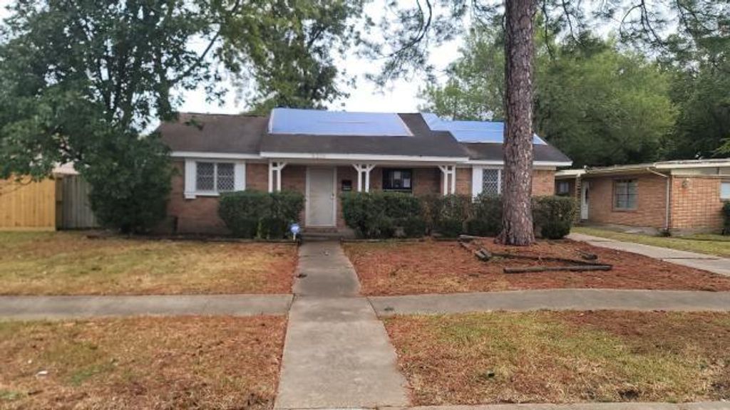 8318 Mattby Street, Houston, TX 77061