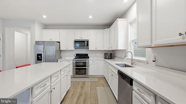 208 CONEFLOWER LN, Stafford, VA 22554