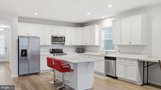 208 CONEFLOWER LN, Stafford, VA 22554