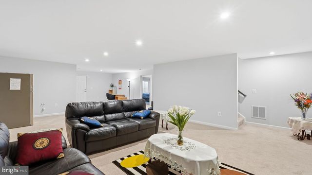 208 CONEFLOWER LN, Stafford, VA 22554