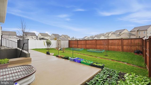 208 CONEFLOWER LN, Stafford, VA 22554