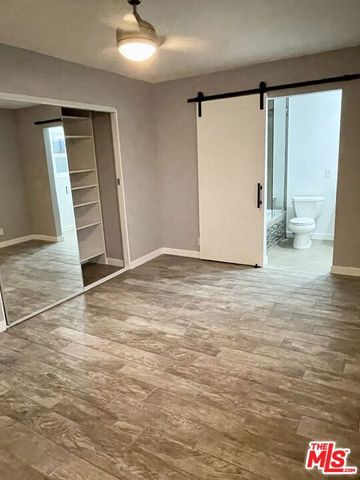 10817 WHIPPLE Street 18, Toluca Lake (los Angeles), CA 91602