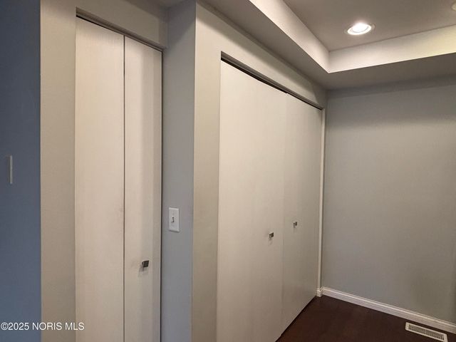 2245 Fox Run Circle, Findlay, OH 45840