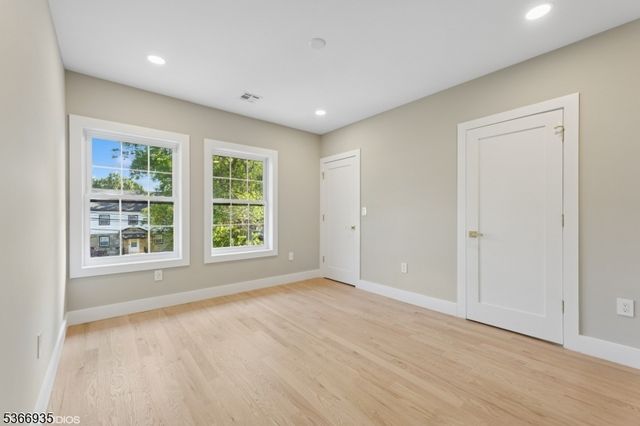 180 Parker Ave, Maplewood Twp., NJ 07040