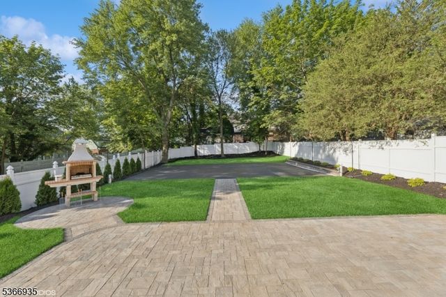180 Parker Ave, Maplewood Twp., NJ 07040