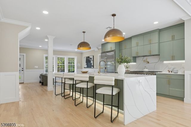180 Parker Ave, Maplewood Twp., NJ 07040
