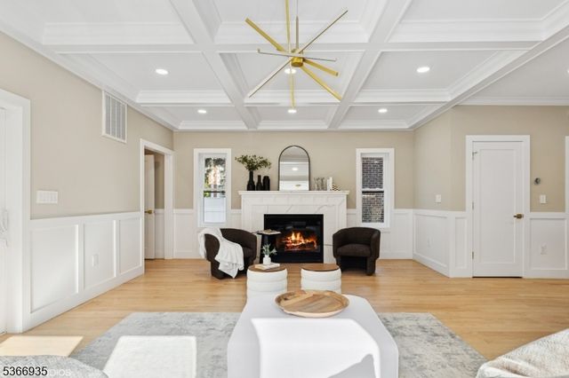180 Parker Ave, Maplewood Twp., NJ 07040