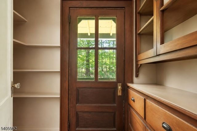 37 White Hall Rd, Montville Twp., NJ 07082