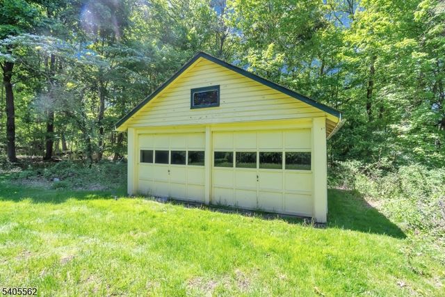 37 White Hall Rd, Montville Twp., NJ 07082