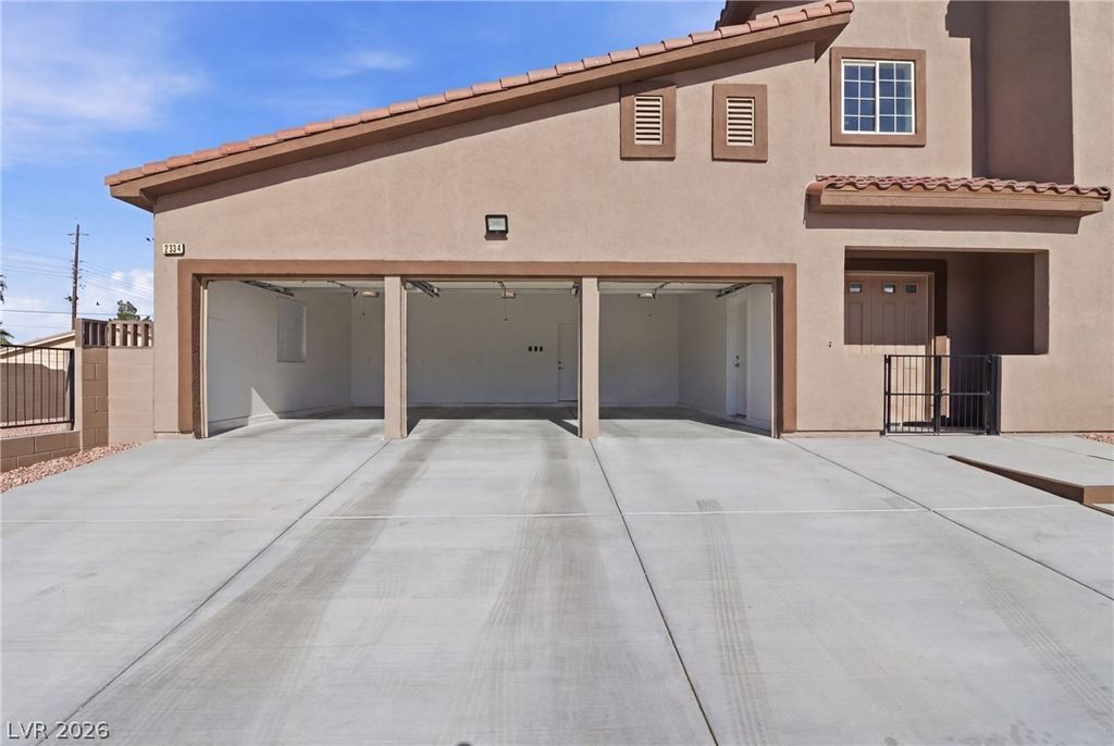 2334 North Michael Way, Las Vegas, NV 89108 — photo 5
