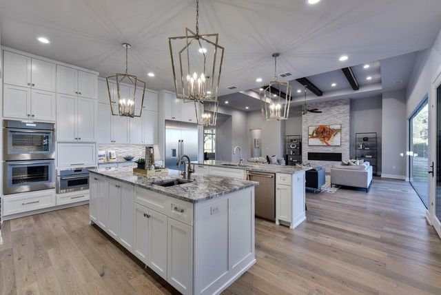 21411 Hamilton Pool RD, Dripping Springs, TX 78620