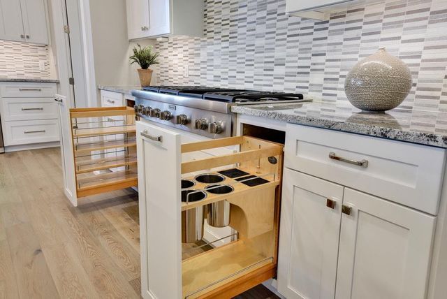 21411 Hamilton Pool RD, Dripping Springs, TX 78620