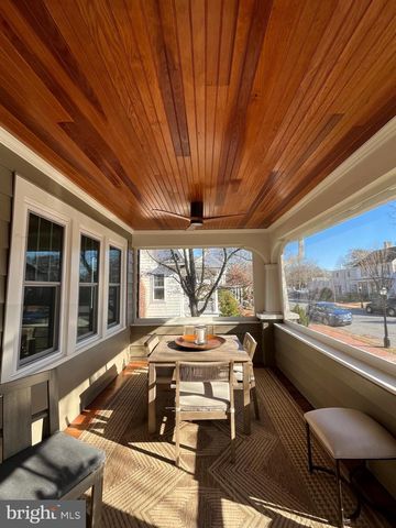 107 W CHESTNUT ST, Saint Michaels, MD 21663