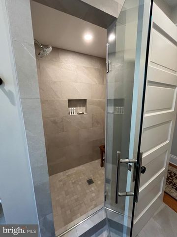 107 W CHESTNUT ST, Saint Michaels, MD 21663