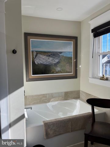 107 W CHESTNUT ST, Saint Michaels, MD 21663