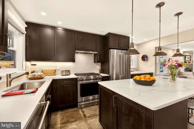 107 W CHESTNUT ST, Saint Michaels, MD 21663