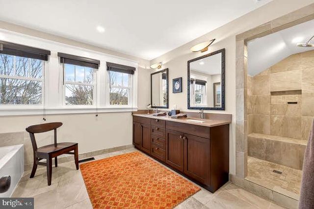 107 W CHESTNUT ST, Saint Michaels, MD 21663