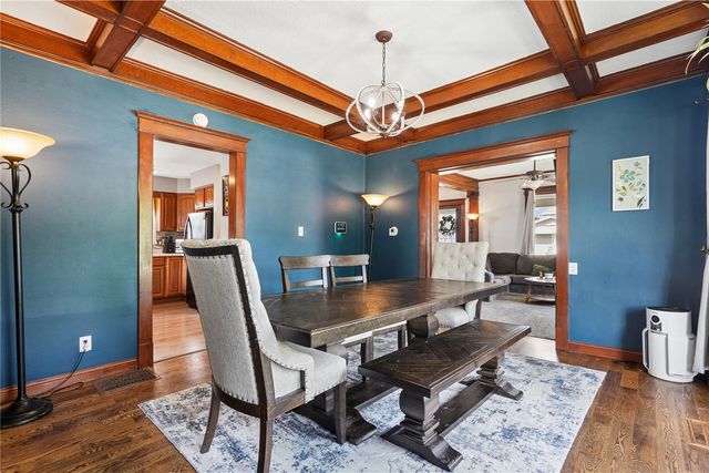 803 4th Street SW, Cedar Rapids, IA 52404