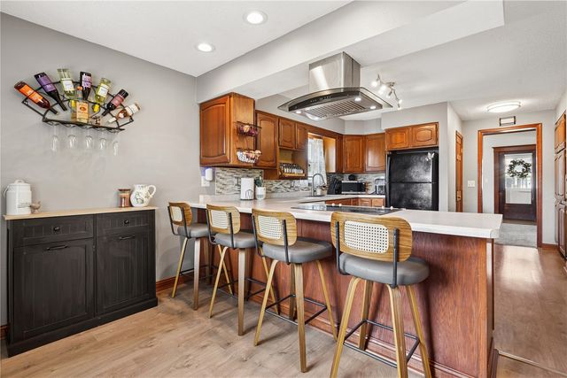 803 4th Street SW, Cedar Rapids, IA 52404