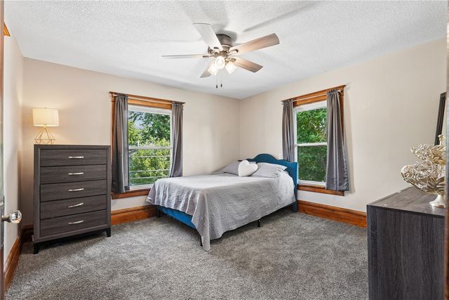 803 4th Street SW, Cedar Rapids, IA 52404