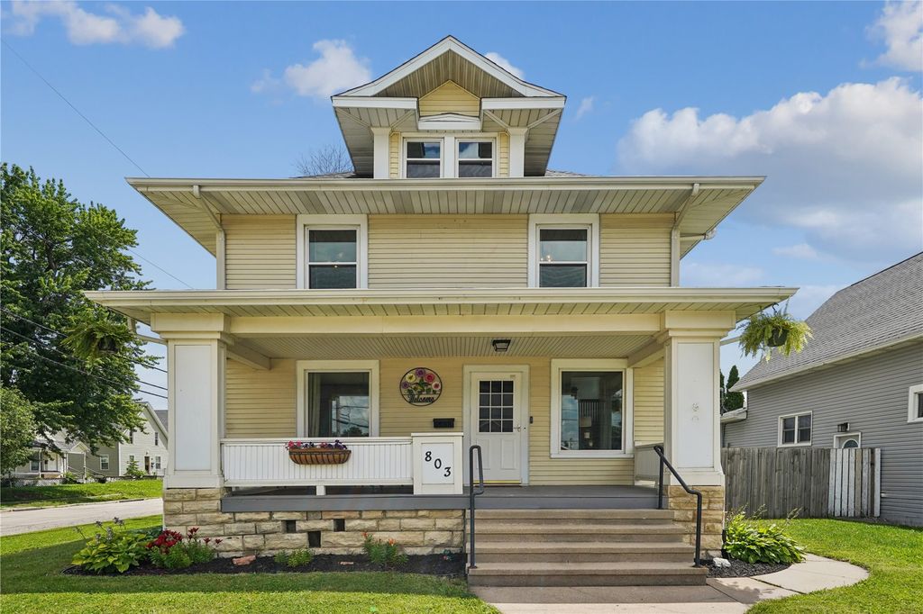 803 4th Street SW, Cedar Rapids, IA 52404