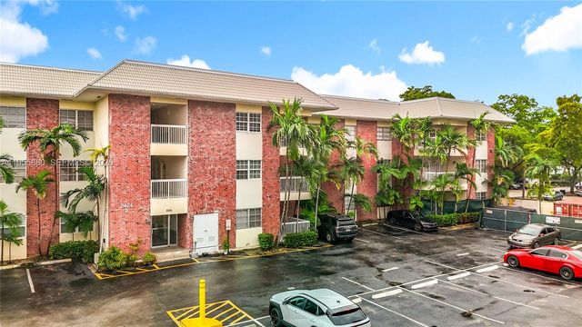 2424 SE 17th Cswy 312B, Fort Lauderdale, FL 33316