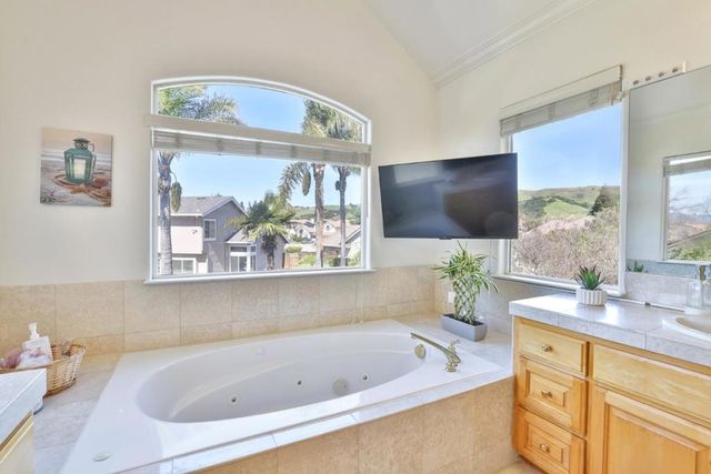 17017 Heatherwood Way, Morgan Hill, CA 95037