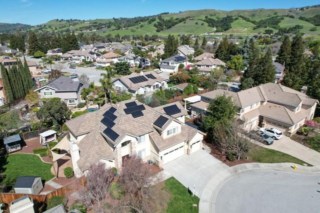 17017 Heatherwood Way, Morgan Hill, CA 95037