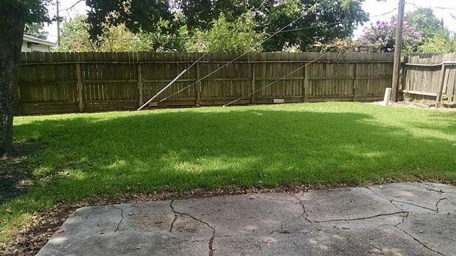 10942 Dunvegan Way, Houston, TX 77013