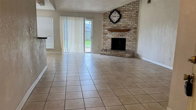 10942 Dunvegan Way, Houston, TX 77013