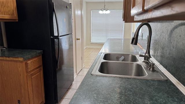 10942 Dunvegan Way, Houston, TX 77013