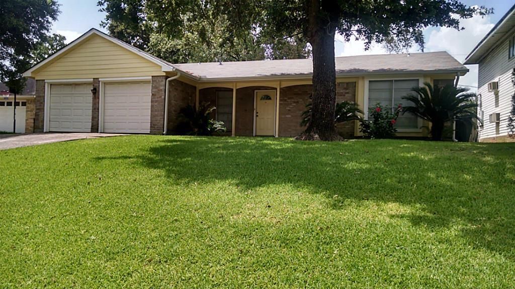 10942 Dunvegan Way, Houston, TX 77013
