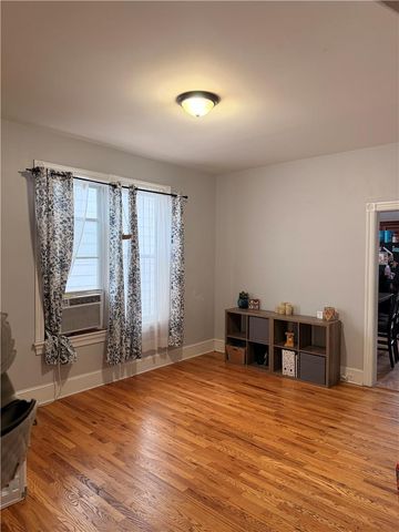 627 4th Avenue, Bethlehem City, PA 18018